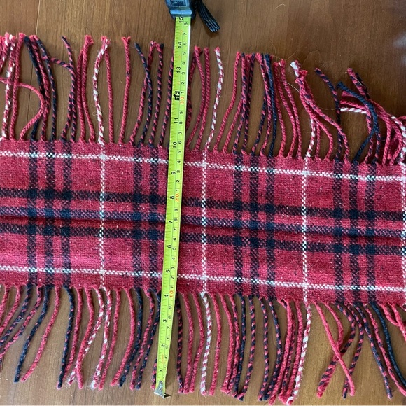 Burberry Scarf - Picture 6 of 6